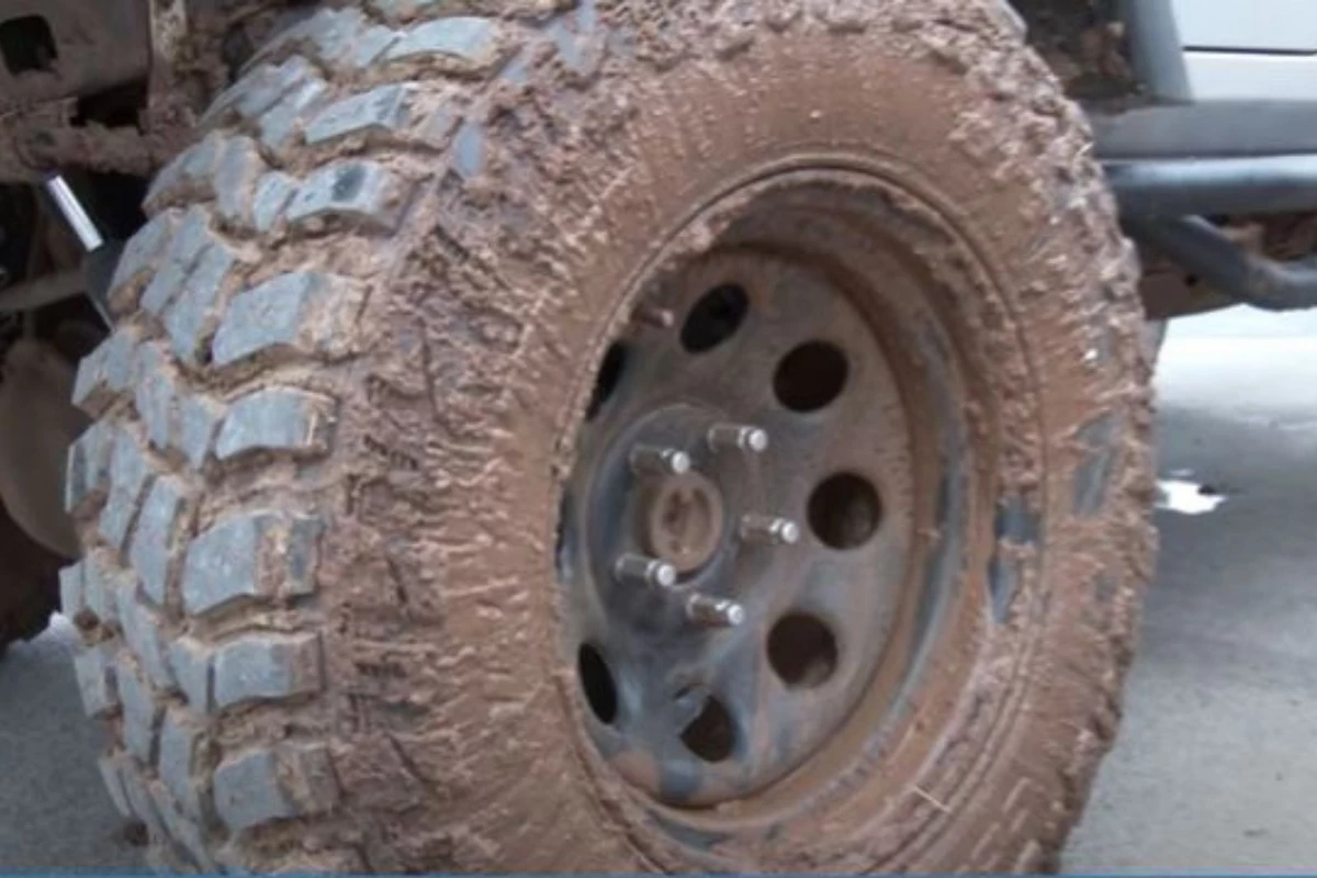 is-it-really-illegal-to-drive-with-muddy-tires-in-minnesota