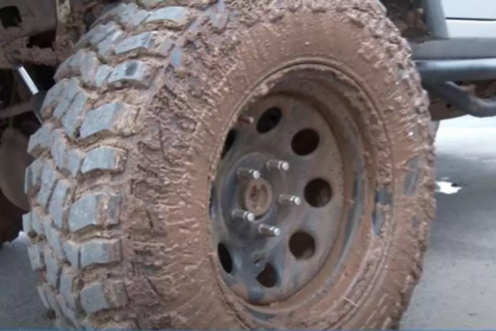 Is it Illegal to Drive With Muddy Tires in Minnesota?