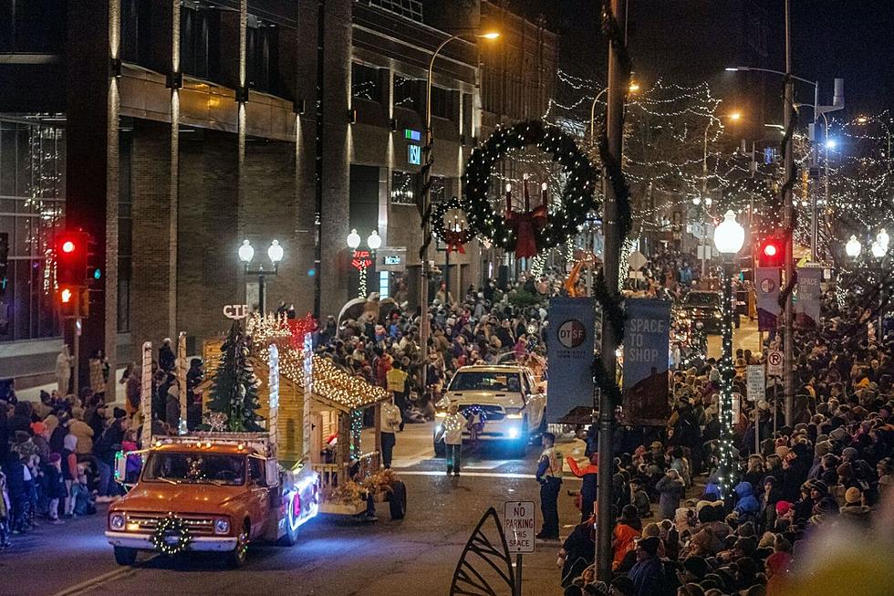 Check Out These Lights During the Parade of Lights In Sioux Falls