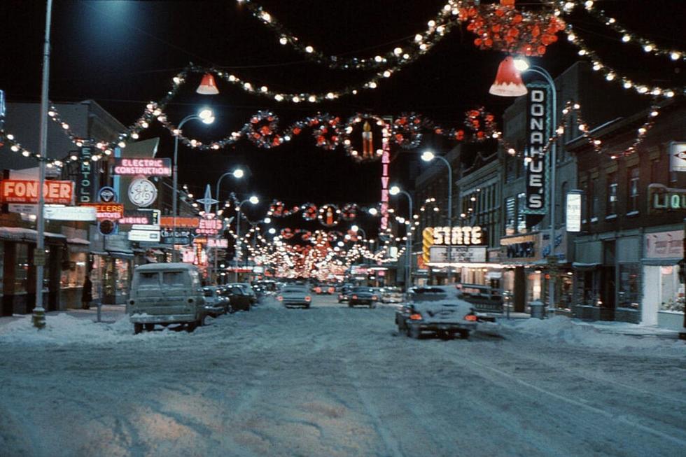 See Downtown Sioux Falls Christmas From Years Past in These Photos