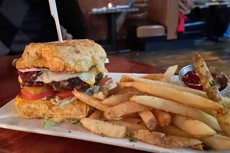 Sioux Falls Burger Battle: Chef Lance&#8217;s &#8216;The Big Bison Burger&#8217;