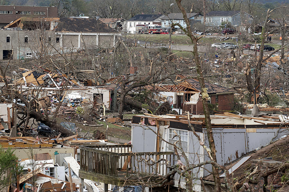Tornadoes Kill at Least 11 across US Friday [PICTURES]