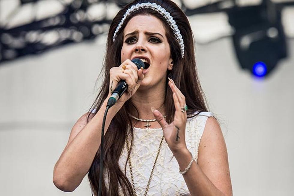 Lana Del Rey Blooms on German Glamour Cover… But We’ve Seen This Look Before