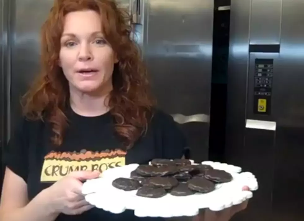 Make Your Own Thin Mints [VIDEO]