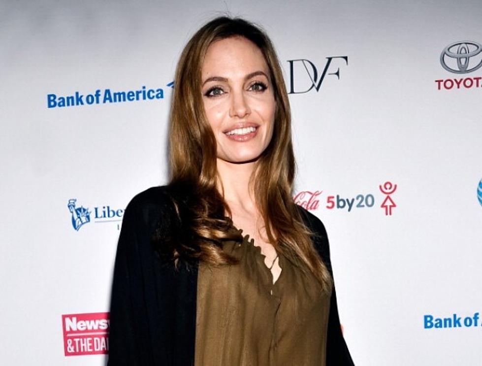 The Dirt: Angelina Jolie Double Mastectomy