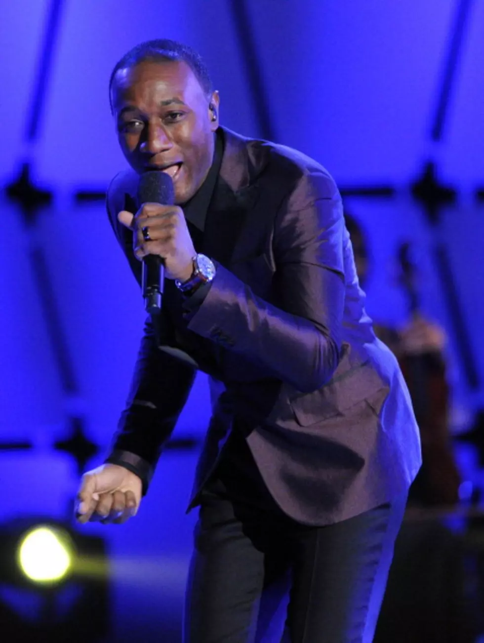 Aloe Blacc – The Guy Who Sings ‘Wake Me Up’ Was On DWTS