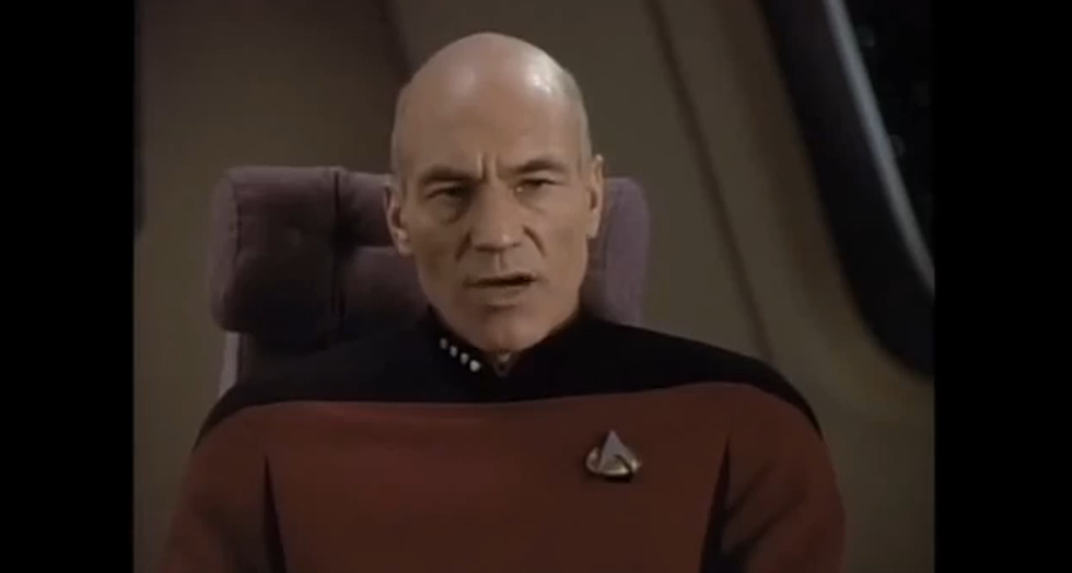 The Best Thing Ever! Captain Picard Sings ‘Let it Snow’