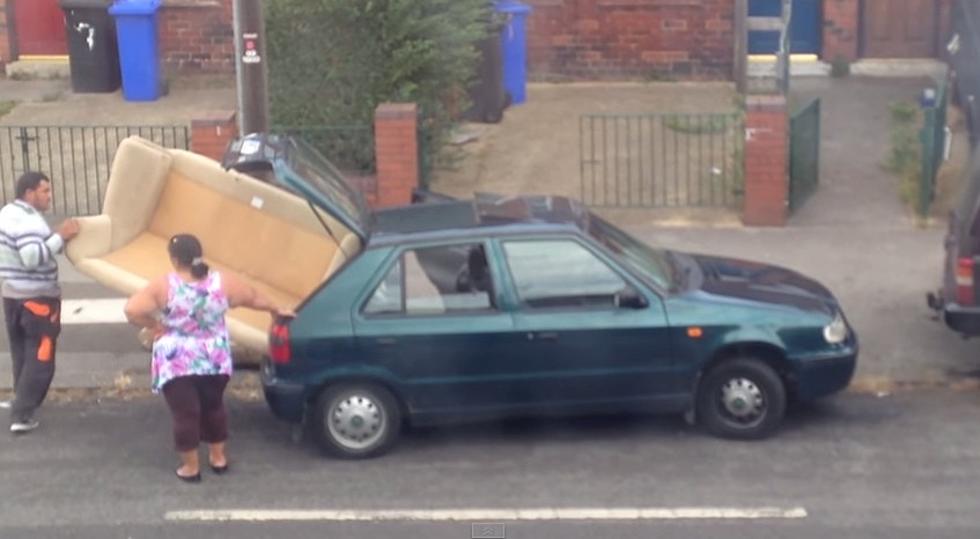 People Try to Load Sofa Into Compact Hatchback and Fail