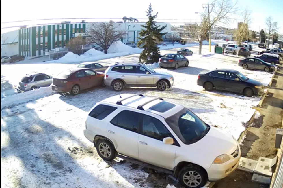 Worst Driver in History Takes 4 Minutes to Leave Parking Lot