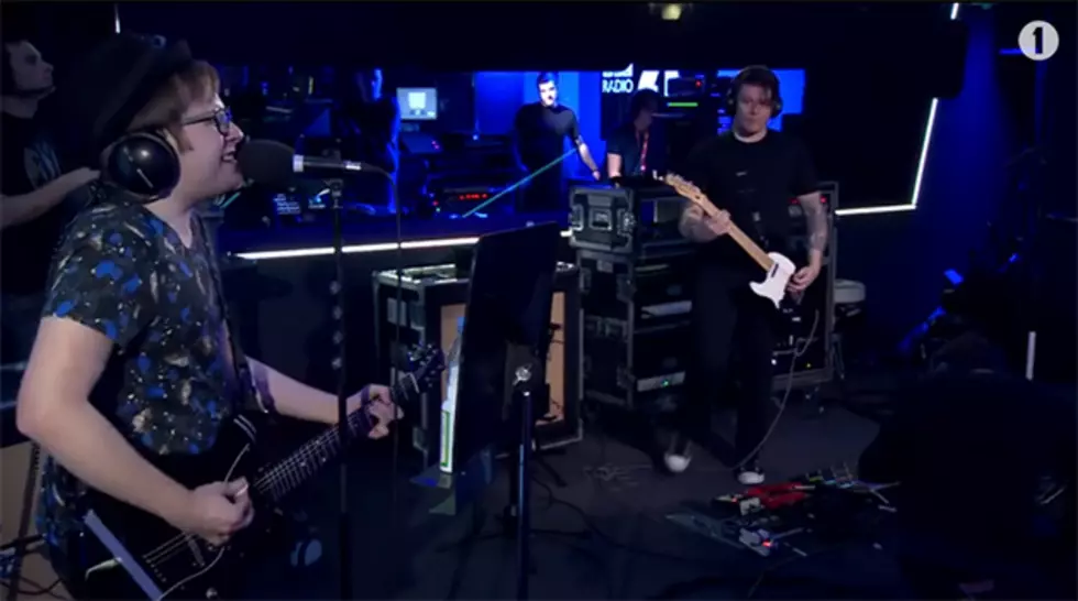 Cover Song Friday &#8211; Fall Out Boy Covers &#8216;Uptown Funk&#8217; Featuring Bruno Mars
