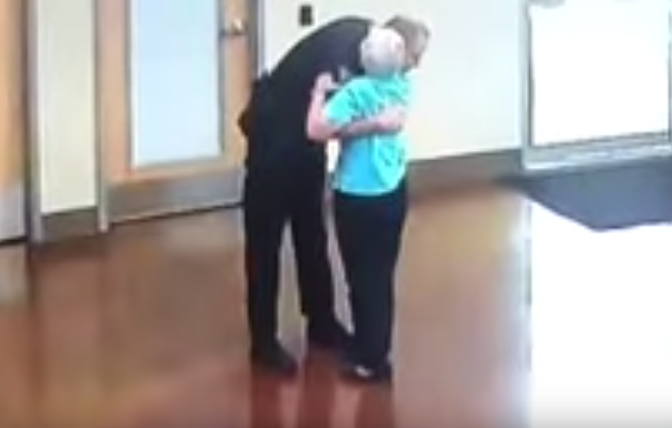 Woman Walks Into Police Station, Asks to Hug an Officer