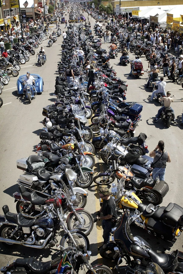 sturgis motorcycle rally attendance Sturgis rally motorcycle dakota
south bikers ride covid deseret cases 74th aug annual during street
down main linked many jeffrey