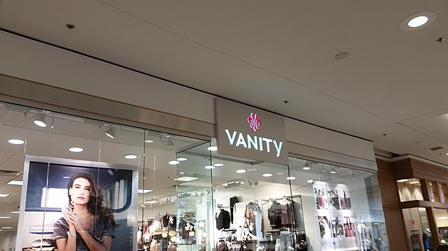 Vanity Store Closing at the Empire Mall