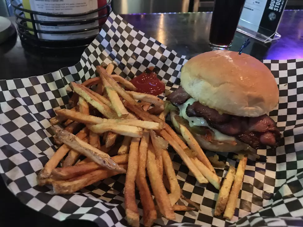 Downtown Burger Battle: &#8216;Not Just A Nutter Burger&#8217; at JL Beers