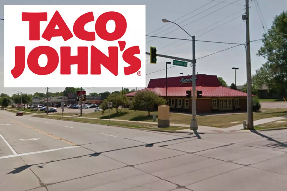 A New Taco John's Coming to Old East Side Pizza Hut