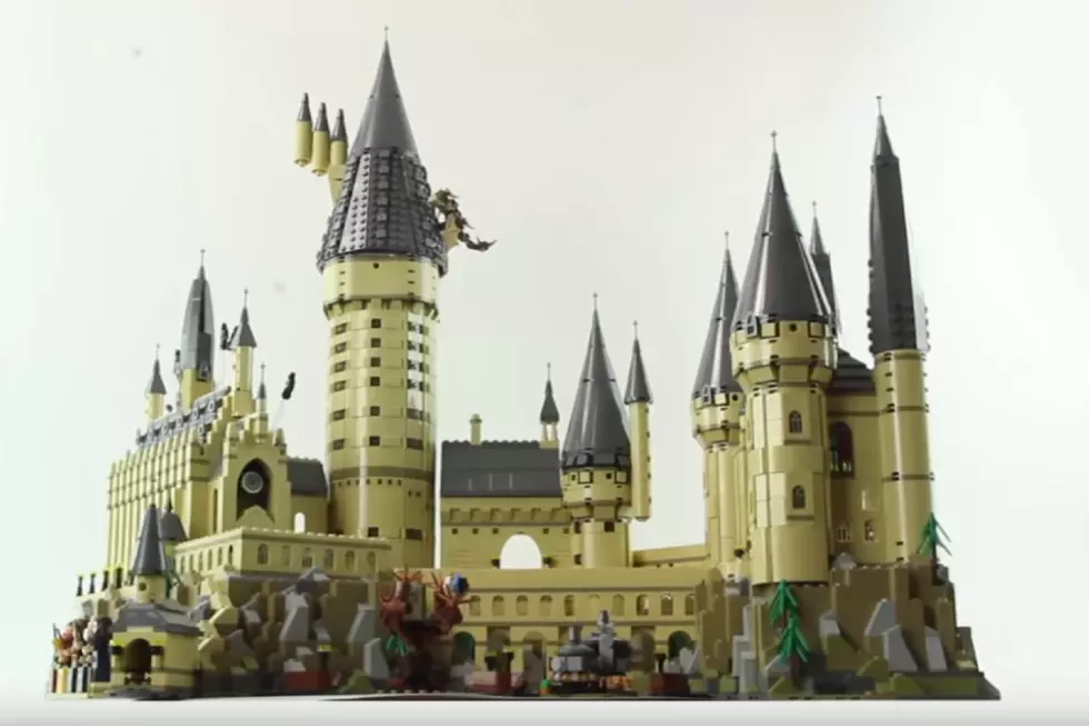 Harry Potter Fans: Lego is releasing a 6,000 piece Hogwarts Set