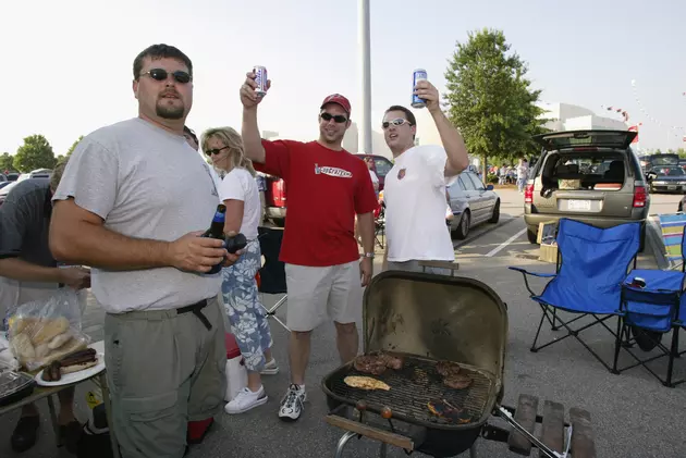Dream Job: Get Paid to Tailgate Across the Country!
