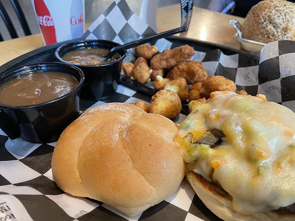 Downtown Sioux Falls Burger Battle: ‘The Trail Boss’ at Papa Woody’s