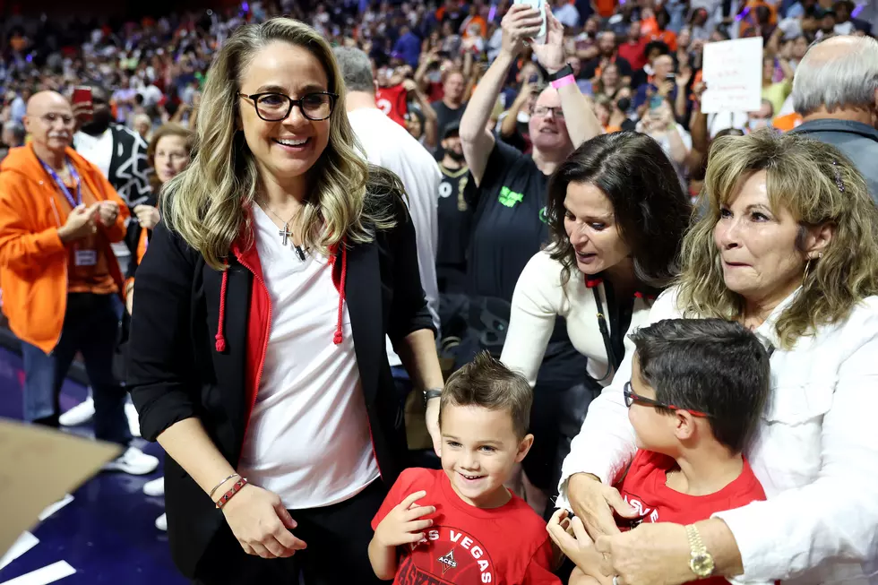 South Dakota’s Becky Hammon Leads Las Vegas to First WNBA Title