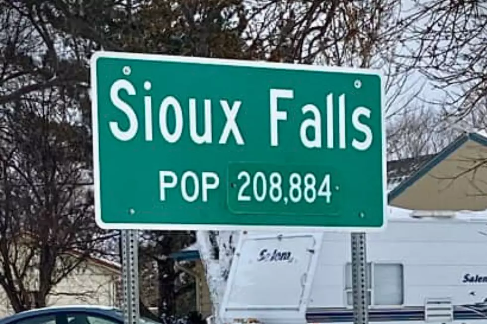 Sioux Falls Installs New Population Signs