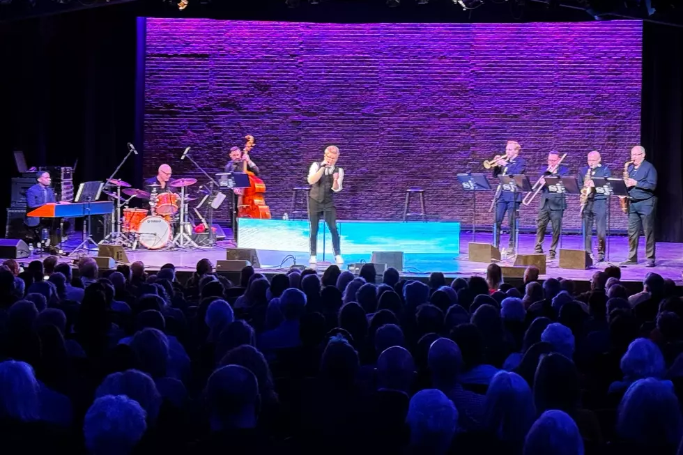 Shaun Johnson’s Big Band Experience “COOL YULE HOLIDAY TOUR”