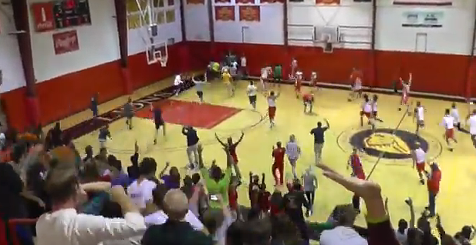 Kid Who Never Played Basketball Stuns Crowd With Sweet Shots &#8211; And Wins $10,000