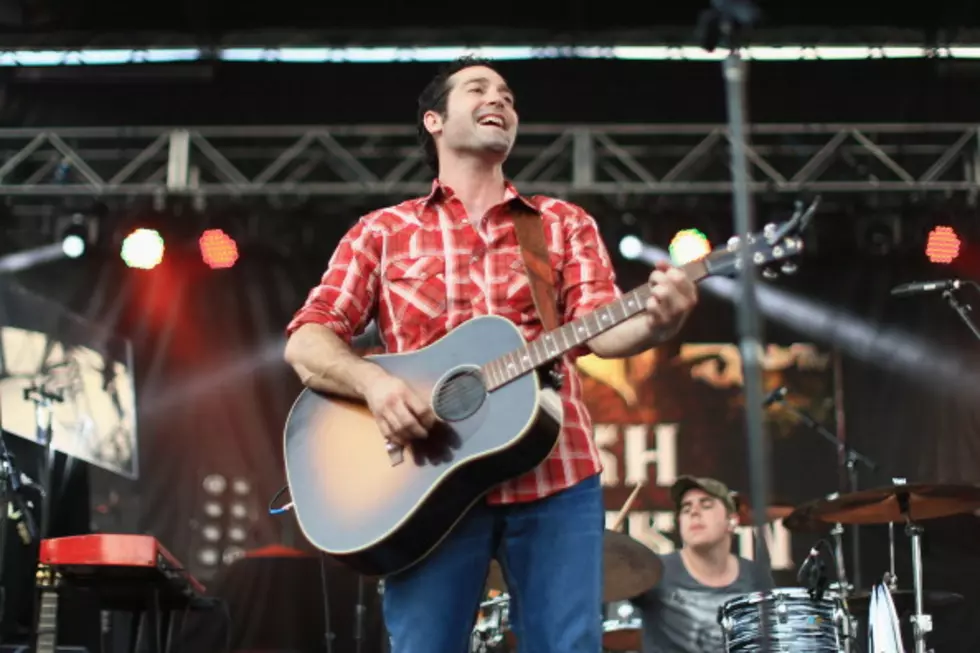 Josh Thompson Returns to The District in Sioux Falls