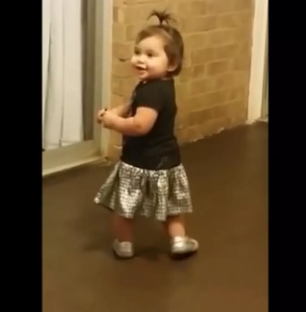 She&#8217;s Not A Size Two.  Heck, She&#8217;s Not Even Two Years Old!  Watch This Adorable Little Girl Show Why She&#8217;s All About That Bass
