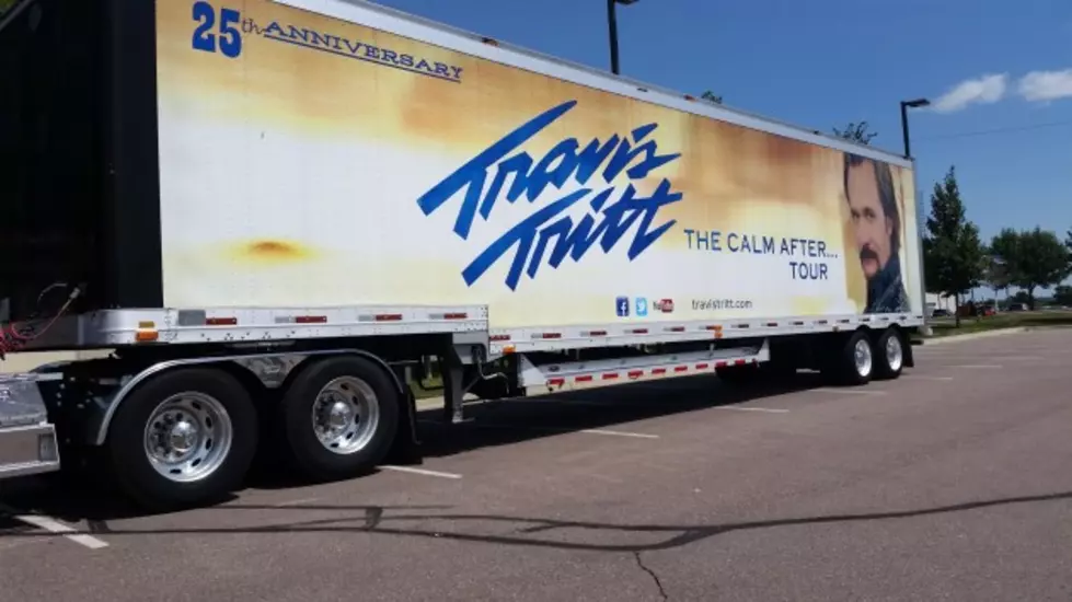 Travis Tritt and other Country Stars Off to Sturgis