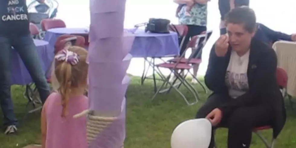Four Year Old Girl Sings Martina McBride Song to Mom with Cancer [VIDEO]
