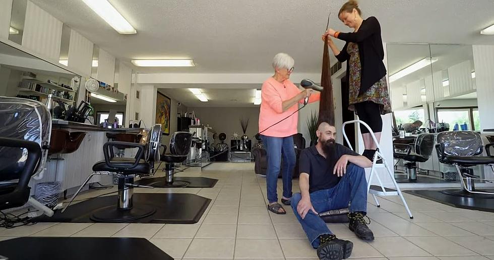 Minnesota Man Sets Another &#8216;Hairy&#8217; World Record