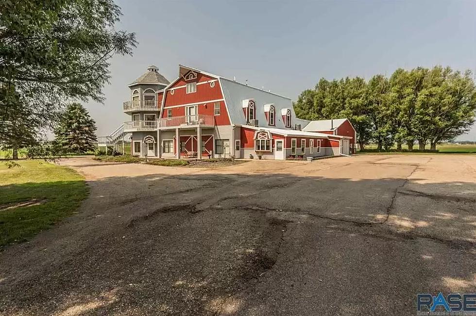 This Huge South Dakota 'Barn Home' Has An Airstrip