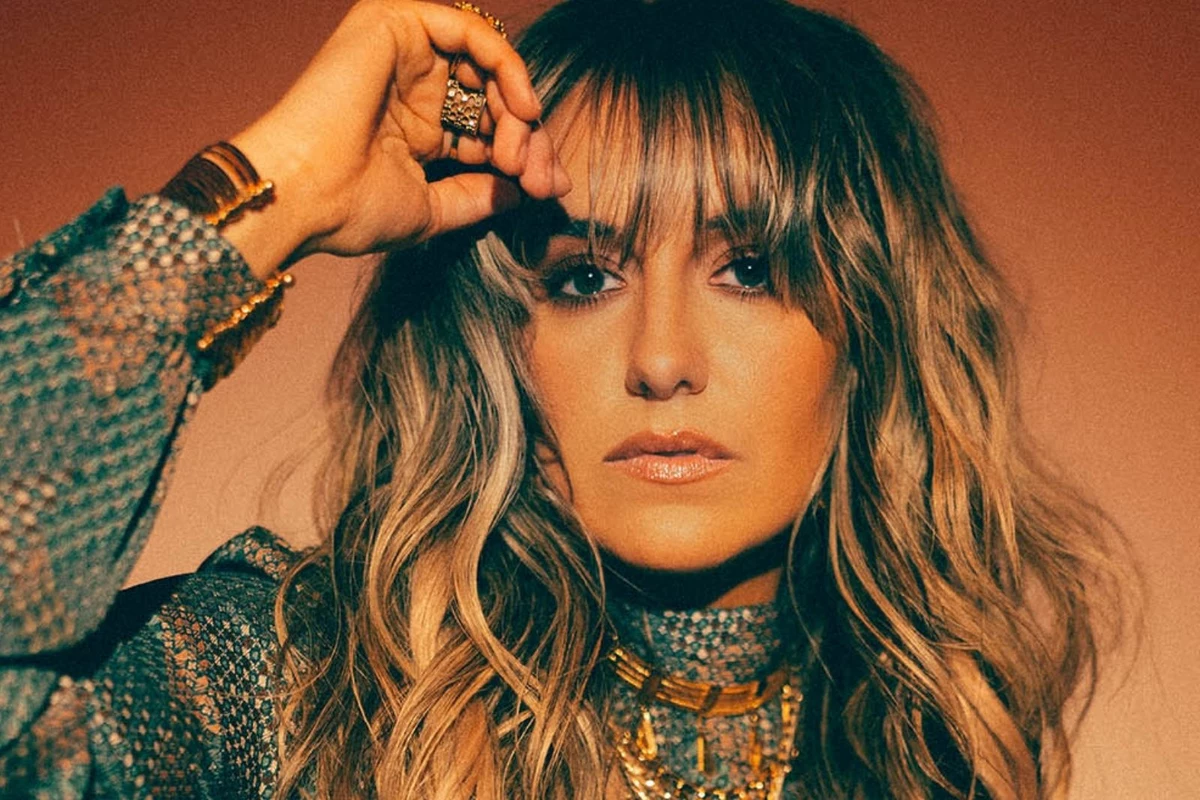 Lainey Wilson is Coming to The District in Sioux Falls