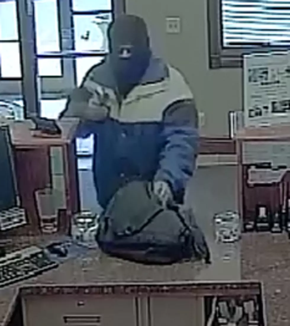 Sioux Falls Police, FBI Respond to Dacotah Bank Robbery on East 10th Street, Release Photo of Suspect