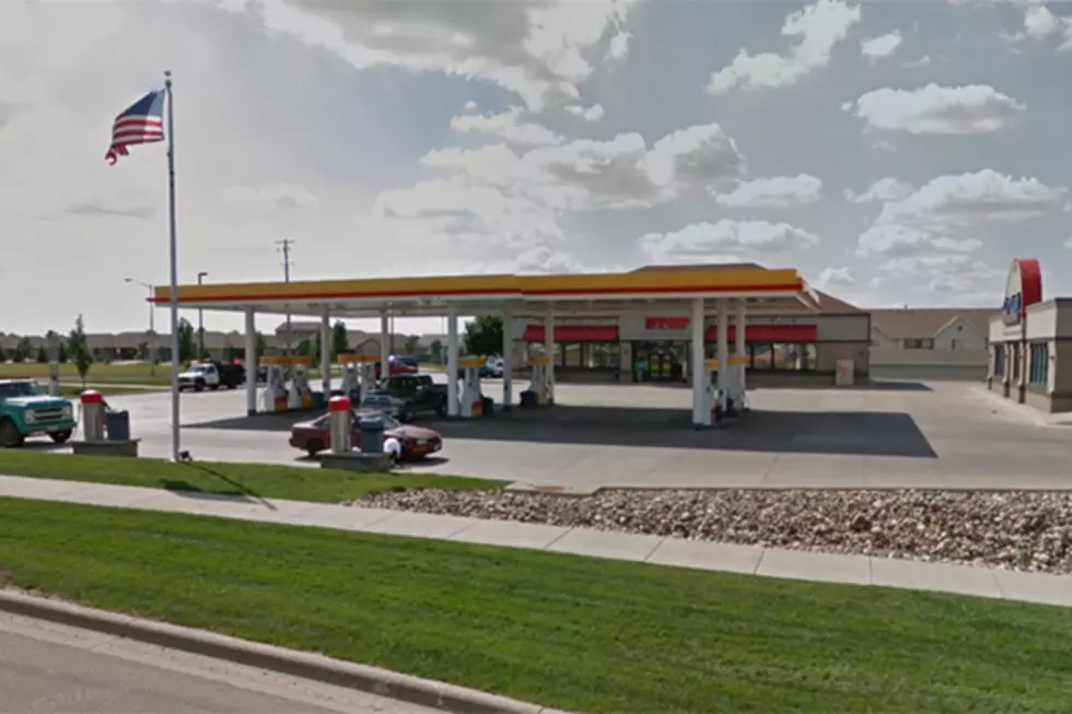 Sioux Falls Police Searching for Suspects in Holiday Gas Station Robbery