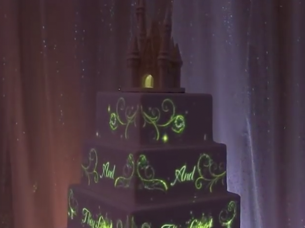 Disney Takes Wedding Cake Decorating to a Whole New Level