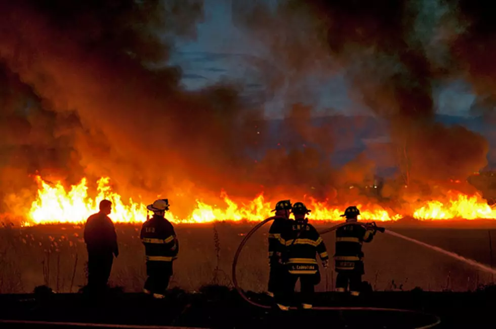 South Dakota Wildfire Prompts Evacuation of Homes