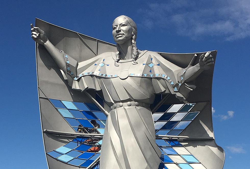 New South Dakota License Plate to showcase ‘Dignity’ Sculpture