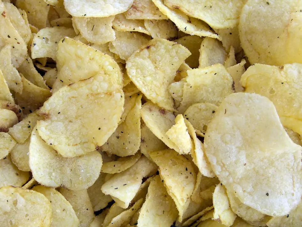 There’s How Much Air in a Typical Potato Chip Bag?