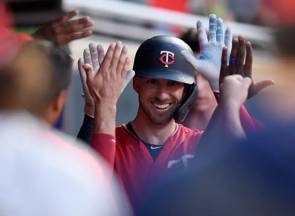 Twins Hit Five Homers, Turn Triple Play, 8-6 Win vs Yankees