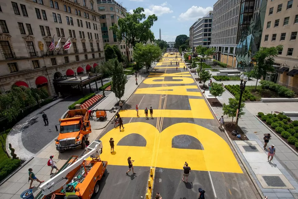 New York Closes Down Part of 5th Ave For BLM Street Mural