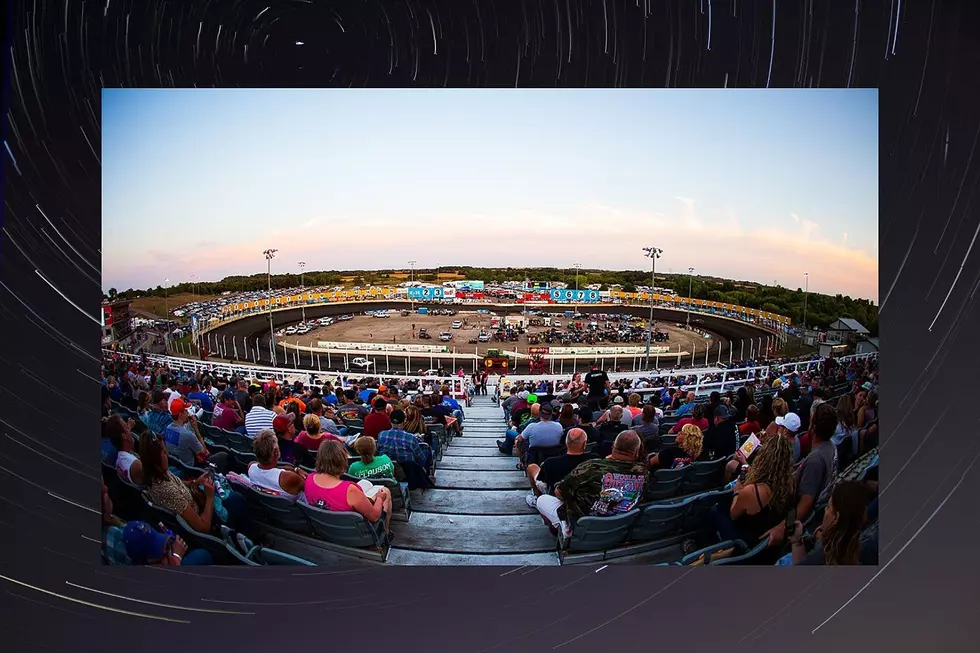 Hey Race Fans, Huset’s Speedway Joins DIRTVision & FAST PASS