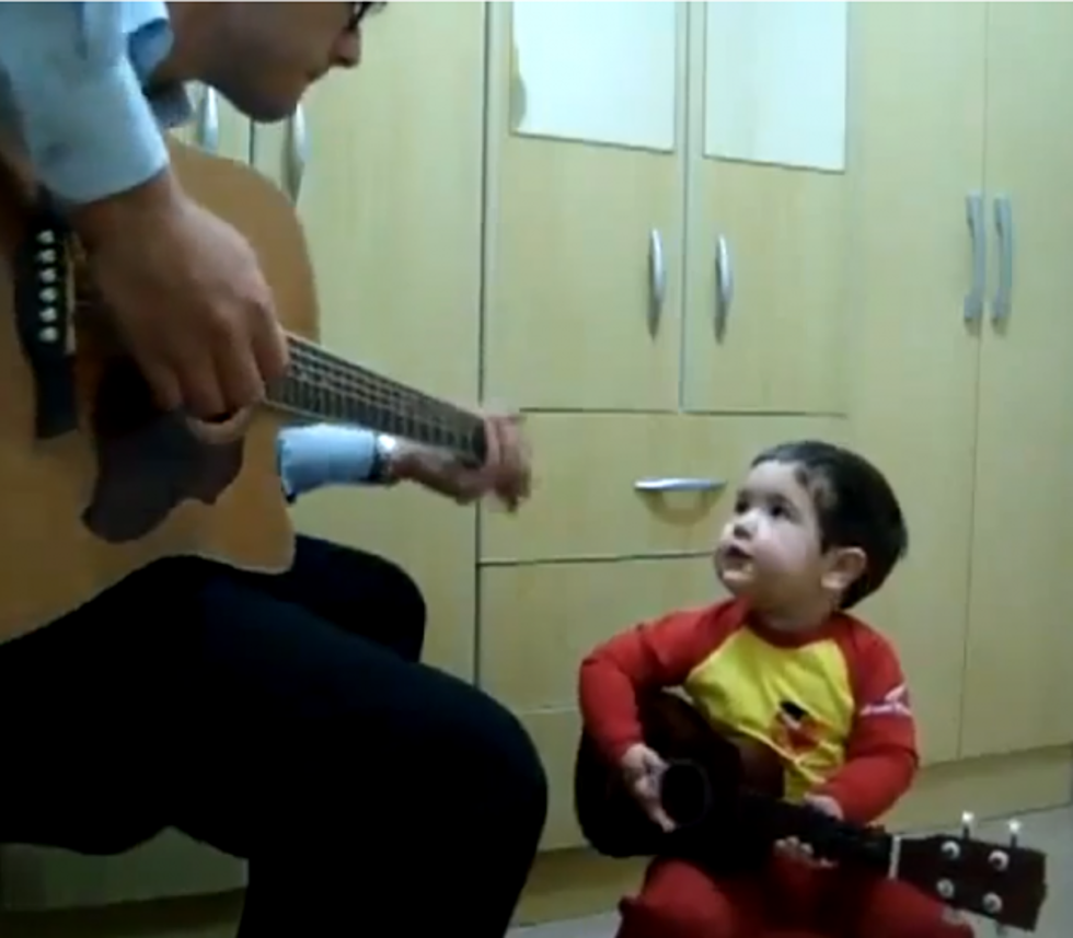 2-Year-Old / Daddy Duet [VIDEO]