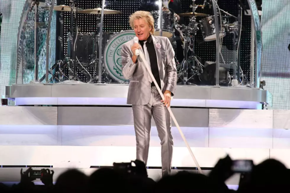 Going to the Rod Stewart Concert on Saturday? Here’s a List of Songs You’ll Hear.