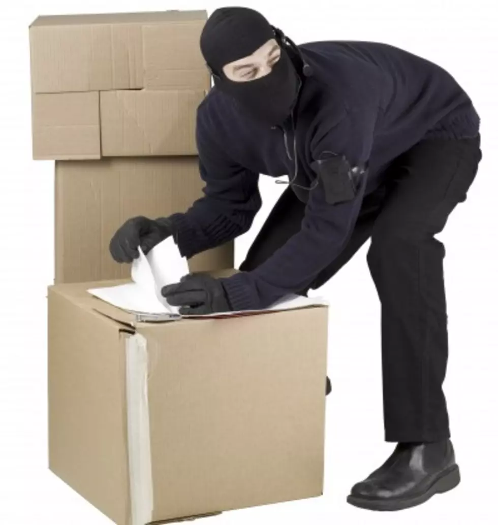Prevent Personal Identity Theft &#038; Protect Community. Shred It!