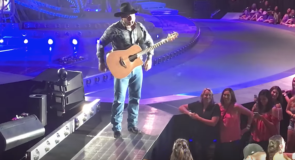 I Wonder If Garth Will Do This When He Comes To Sioux Falls?