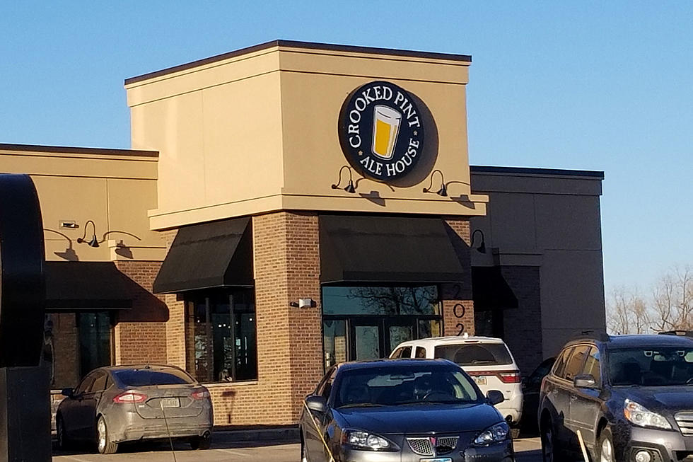 Crooked Pint Ale House is Open in Sioux Falls and We Tried It