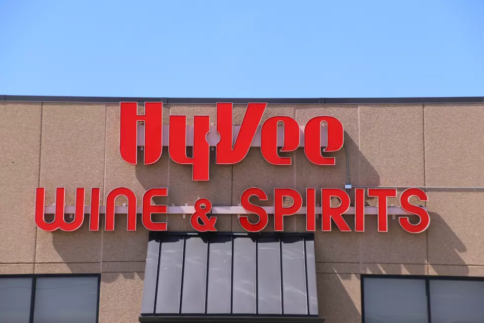 All Sioux Falls Hy-Vee Employees Must Wear Masks