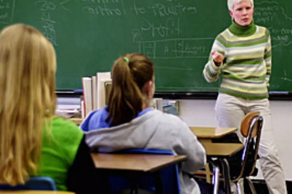 Sioux Falls School District Searching for 500 Substitute Teachers