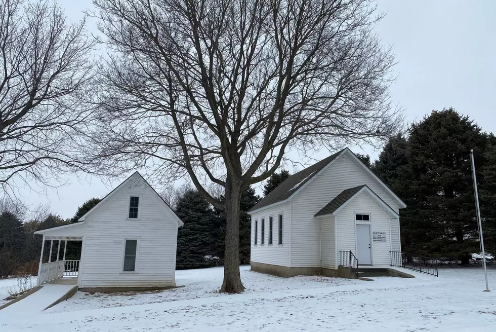 PHOTOS: Larchwood&#8217;s Old Time Teachers Home &#038; School